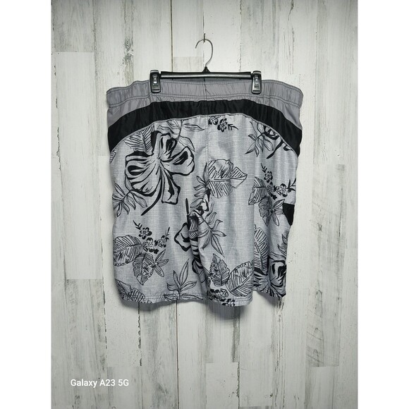 Mens Sz 2XL 44-46 OP Swimming Trunks Swim Shorts Mesh Lining with Pockets Floral - Picture 4 of 6